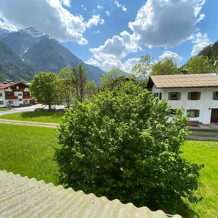 Huber Frühstückspension 3*