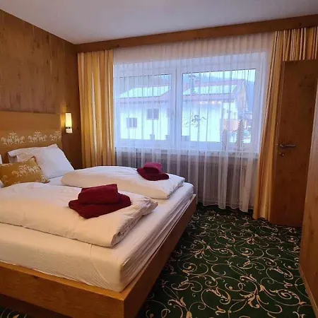 Bed & Breakfast Gaestehaus Huber Holzgau