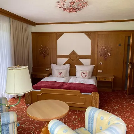 Bed & Breakfast Gaestehaus Huber 3*